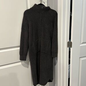 Barefoot Dreams long zip robe